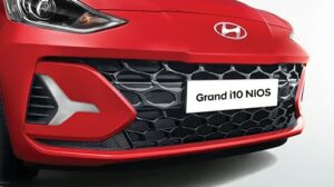 2025 Hyundai Grand i10 Nios Sportz front profile