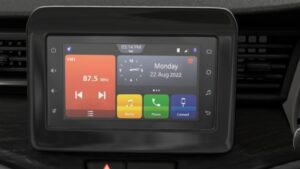 Maruti Suzuki XL6 touch screen 