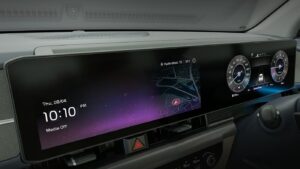 Carens Clavis touchscreen