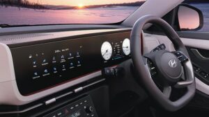 Hyundai-creta-suv-highlight-small-800x530-2-infotainment & Cluster screen (1)