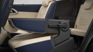 Kia Carens split seat