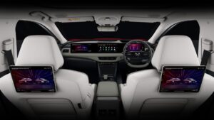 Mahindra XEV 9S interior