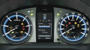 Toyota Innova Crysta GX door cluster