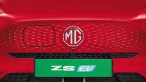 mg zs ev front view