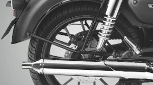 Honda CB350 Durable-Tyres-with-Wide-Tread-Patterns